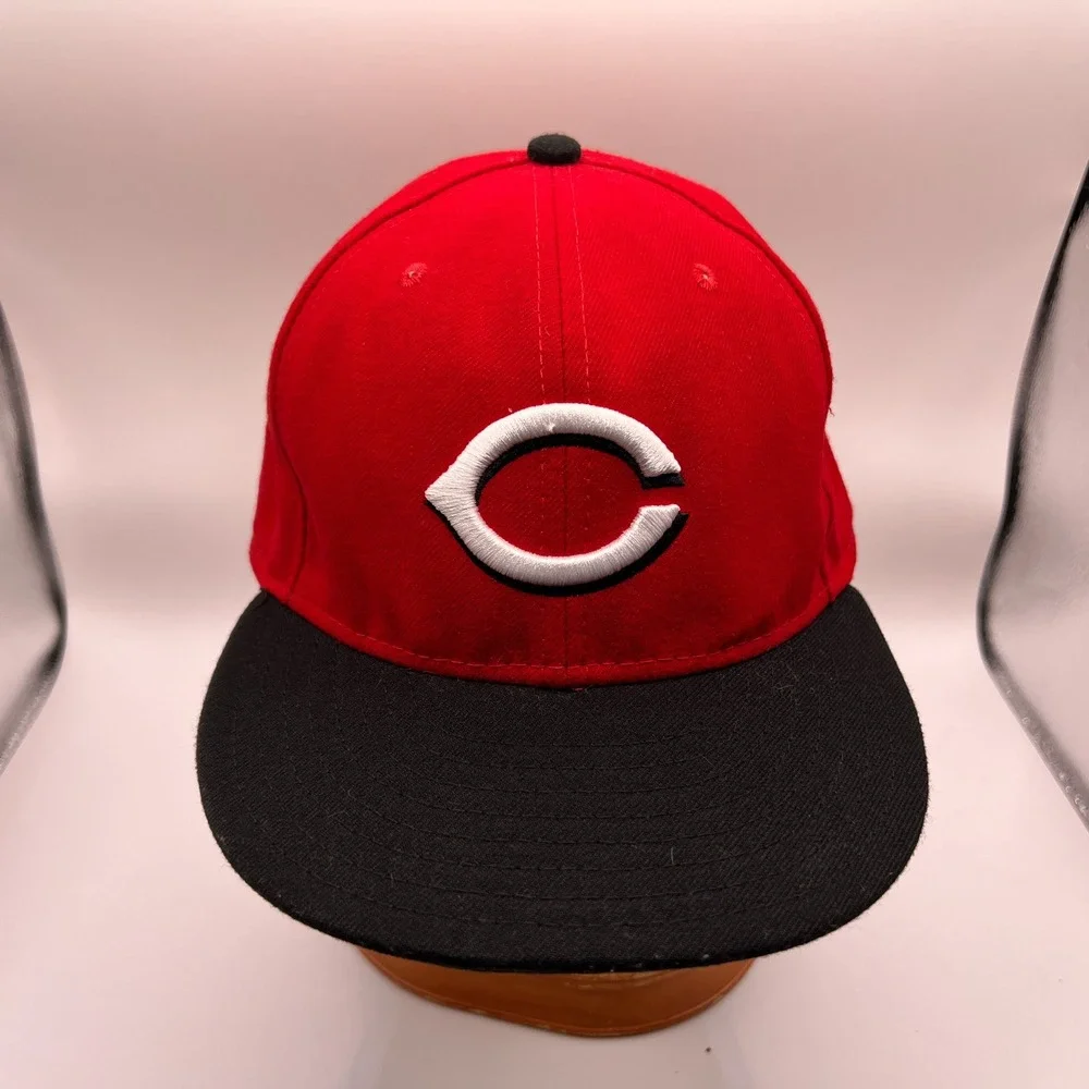 New Era 59FIFTY Cincinnati Reds MLB On-Field Fitted Hat Red Black Cap